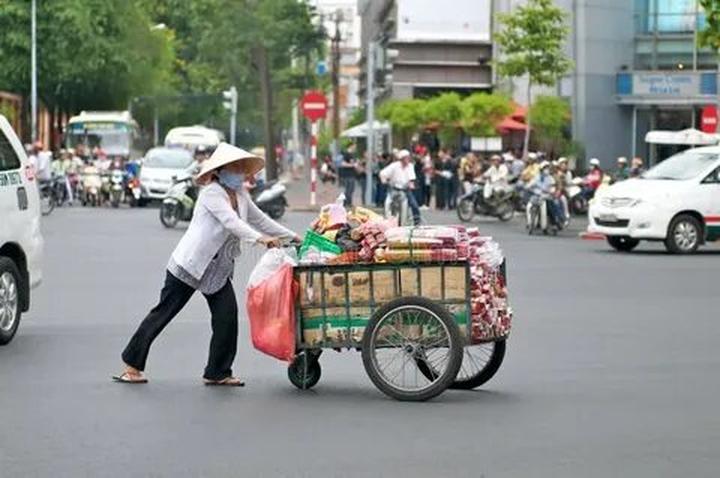 - Phân tích xu hướng thời trang: Hotspot Matrix cần phân tích xu hướng thời trang mới